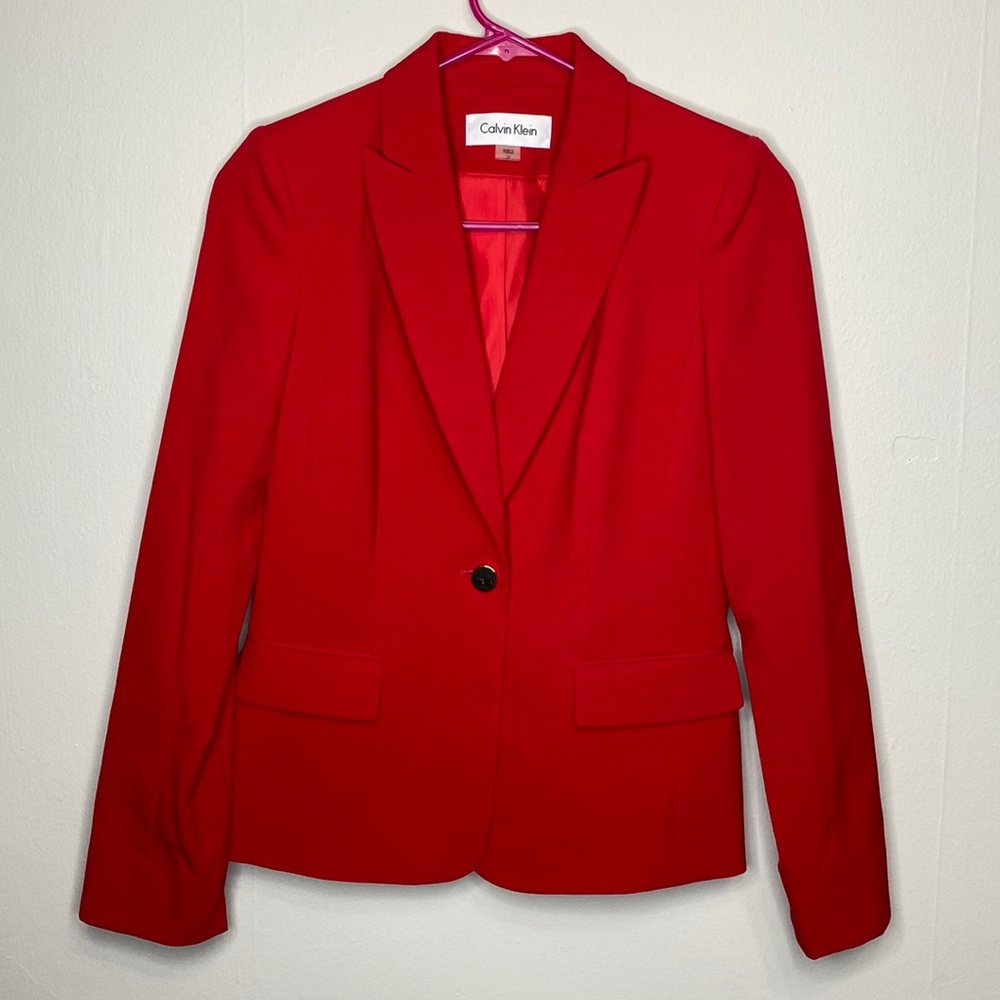 Women’s 2P Calvin Klein Red Blazer with shoulder pads